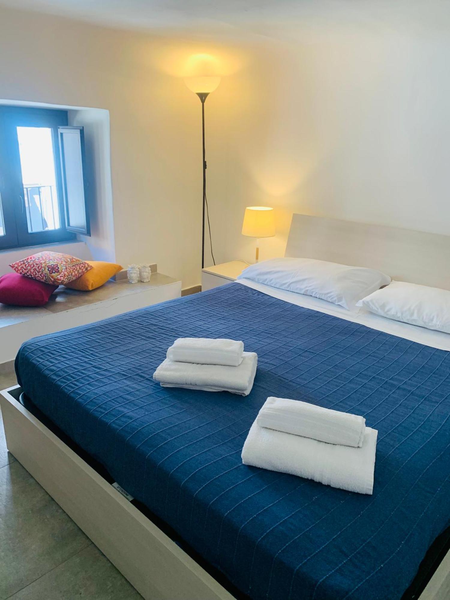 Center Living Apartment คาตาเนีย ภายนอก รูปภาพ